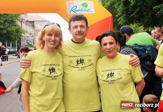 Zdjęcie w galerii na portalu naszraciborz.pl: Dorośli, młodzież i dzieci promują bieganie wiadomości z regionu