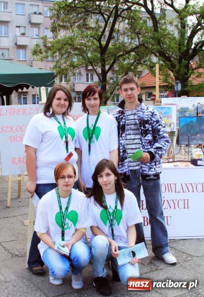 Zdjęcie w galerii na portalu naszraciborz.pl: Dorośli, młodzież i dzieci promują bieganie wiadomości z regionu