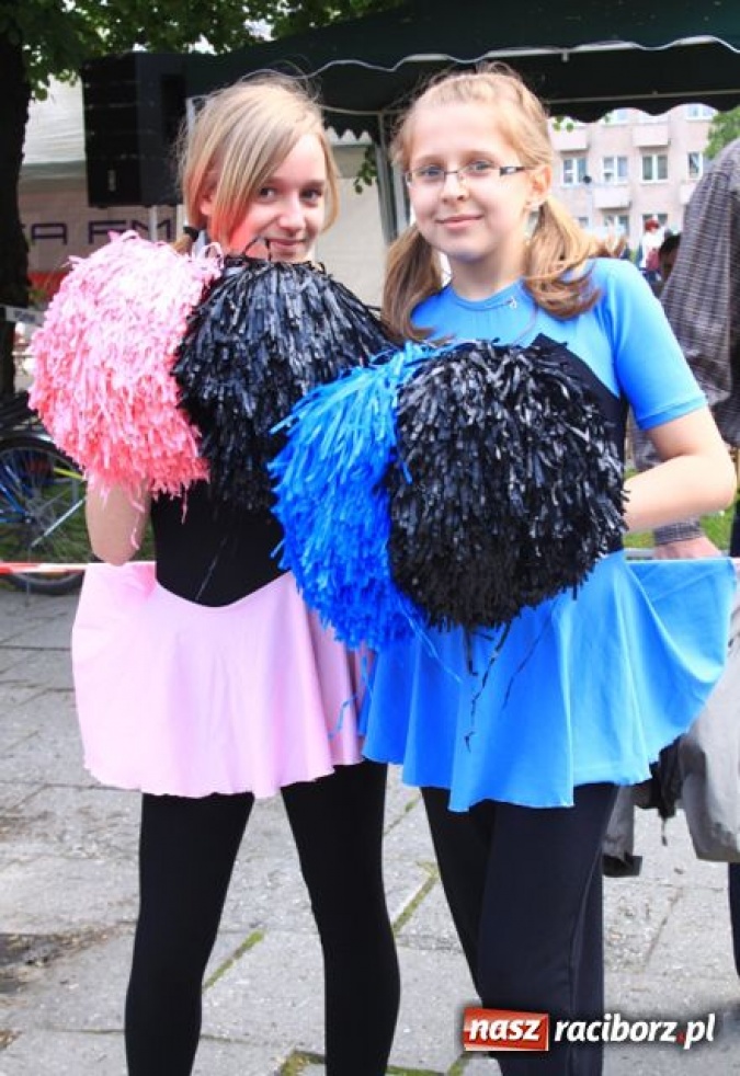 Zdjęcie w galerii na portalu naszraciborz.pl: Dorośli, młodzież i dzieci promują bieganie wiadomości z regionu