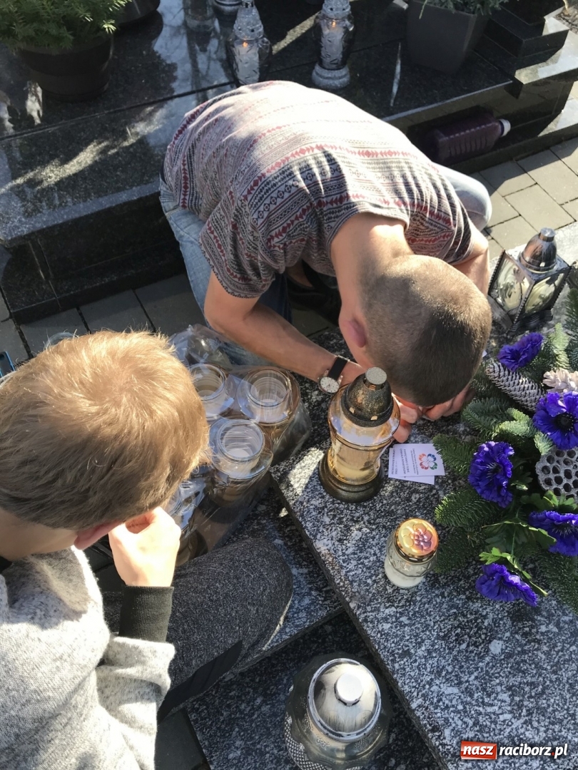 Zdjęcie w galerii na portalu naszraciborz.pl: Raciborska mapa pamięci na Zaduszki 2018  wiadomości z regionu