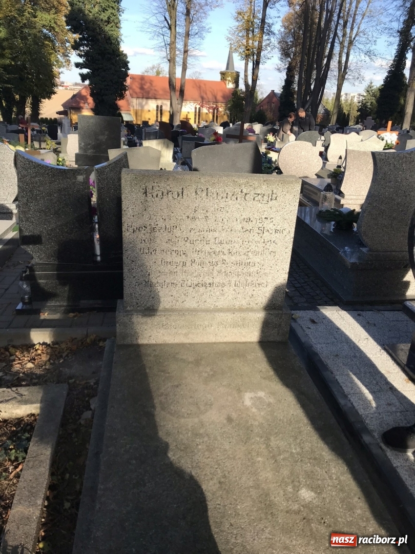 Zdjęcie w galerii na portalu naszraciborz.pl: Raciborska mapa pamięci na Zaduszki 2018  wiadomości z regionu