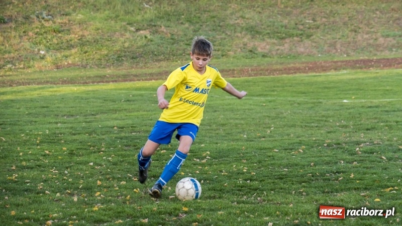 Zdjęcie w galerii na portalu naszraciborz.pl: Młodziki Unii Racibórz mistrzem jesieni wiadomości z regionu