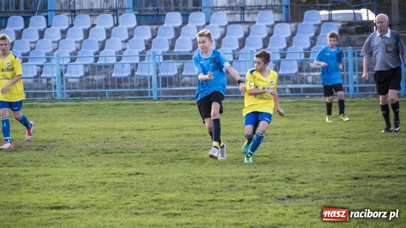 Zdjęcie w galerii na portalu naszraciborz.pl: Młodziki Unii Racibórz mistrzem jesieni wiadomości z regionu