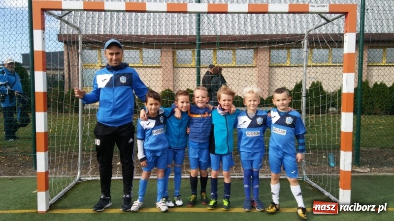 Zdjęcie w galerii na portalu naszraciborz.pl: Eliminacje powiatowe Pucharu Tymbarku chłopców U8 w Pawłowie wiadomości z regionu