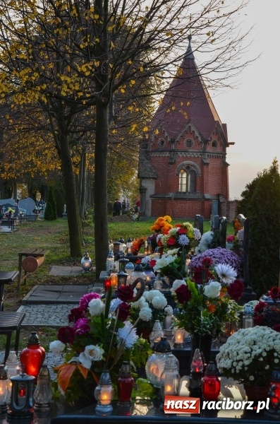 Zdjęcie w galerii na portalu naszraciborz.pl: Dzień Zaduszny na raciborskim Jeruzalem wiadomości z regionu