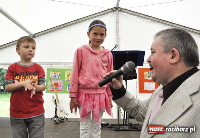 Zdjęcie w galerii na portalu naszraciborz.pl: Radosne święto rodzin zastępczych wiadomości z regionu