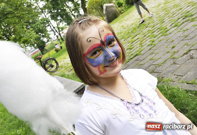 Zdjęcie w galerii na portalu naszraciborz.pl: Radosne święto rodzin zastępczych wiadomości z regionu