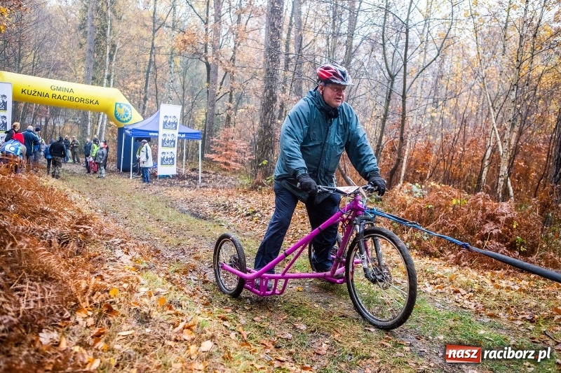 Zdjęcie w galerii na portalu naszraciborz.pl: SZCZEKOWYJE, czyli I Ogólnopolskie Zawody Psich Zaprzęgów w Rudach  wiadomości z regionu