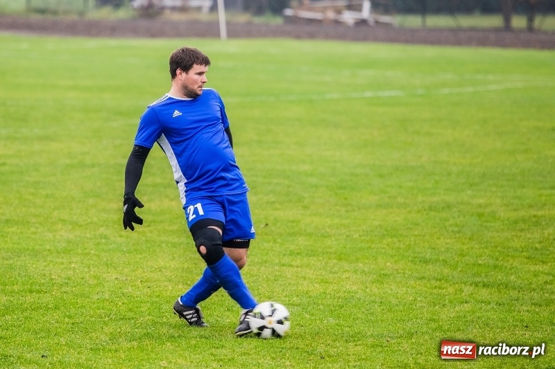 Zdjęcie w galerii na portalu naszraciborz.pl: Pszowski Górnik bez punktów w starciu ze Studzienną wiadomości z regionu