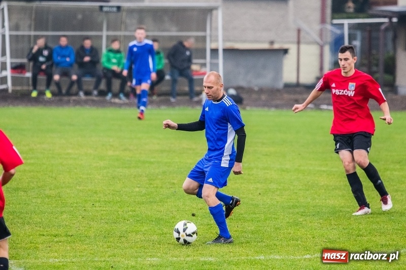 Zdjęcie w galerii na portalu naszraciborz.pl: Pszowski Górnik bez punktów w starciu ze Studzienną wiadomości z regionu