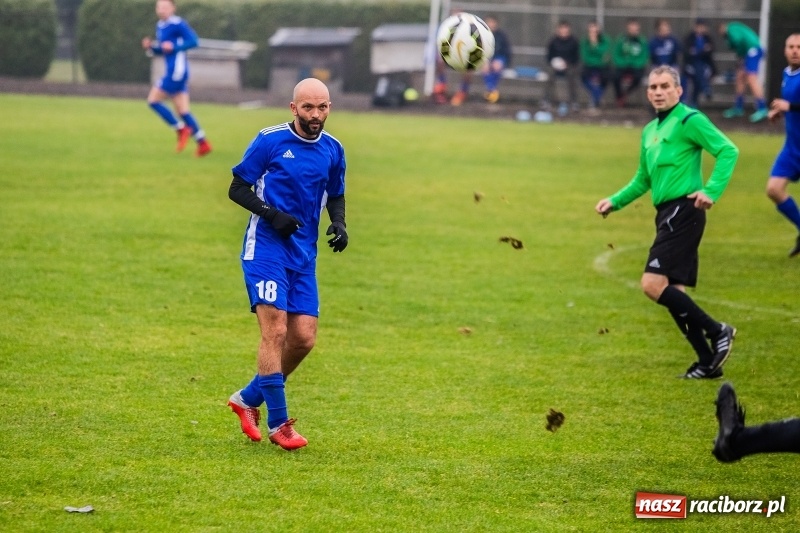 Zdjęcie w galerii na portalu naszraciborz.pl: Pszowski Górnik bez punktów w starciu ze Studzienną wiadomości z regionu