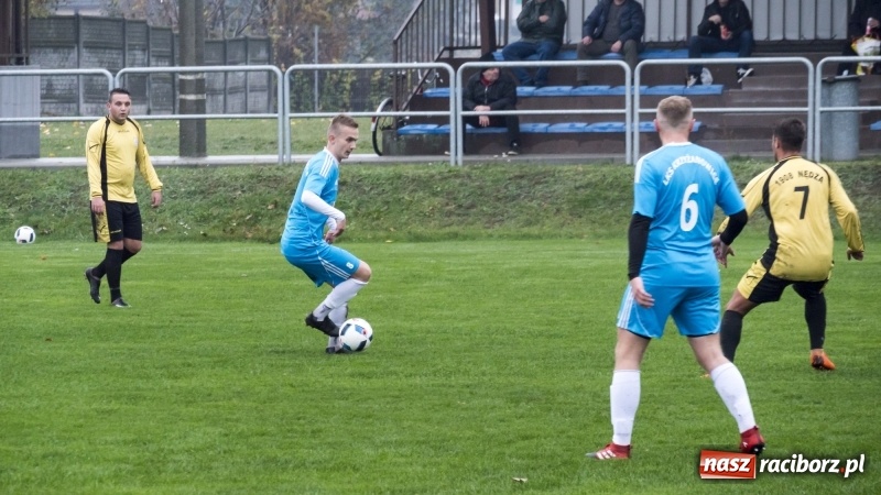 Zdjęcie w galerii na portalu naszraciborz.pl: Derby Podokręgu: Duet Żbikowskich nie sprostał Frydrykowi wiadomości z regionu