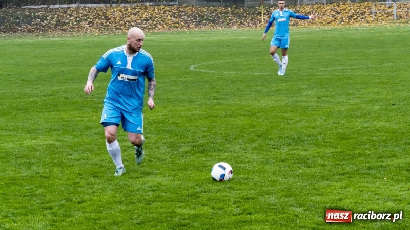 Zdjęcie w galerii na portalu naszraciborz.pl: Derby Podokręgu: Duet Żbikowskich nie sprostał Frydrykowi wiadomości z regionu