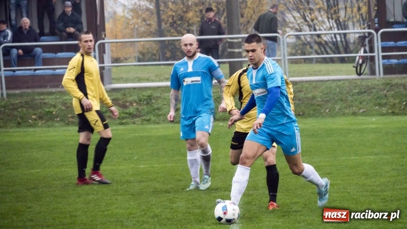 Zdjęcie w galerii na portalu naszraciborz.pl: Derby Podokręgu: Duet Żbikowskich nie sprostał Frydrykowi wiadomości z regionu