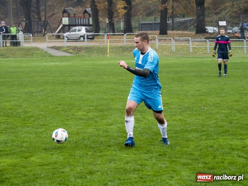 Zdjęcie w galerii na portalu naszraciborz.pl: Derby Podokręgu: Duet Żbikowskich nie sprostał Frydrykowi wiadomości z regionu