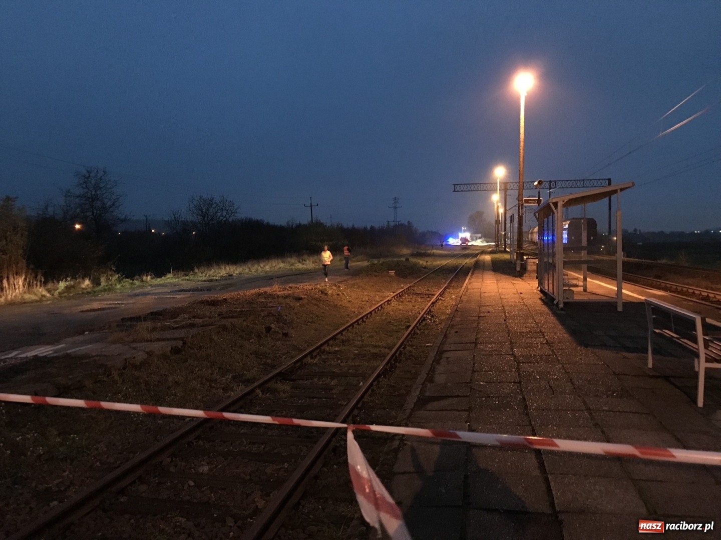 Zdjęcie w galerii na portalu naszraciborz.pl: Uwaga! W Markowicach wykoleił się skład towarowy. Linia na Kędzierzyn-Koźle zablokowana  wiadomości z regionu