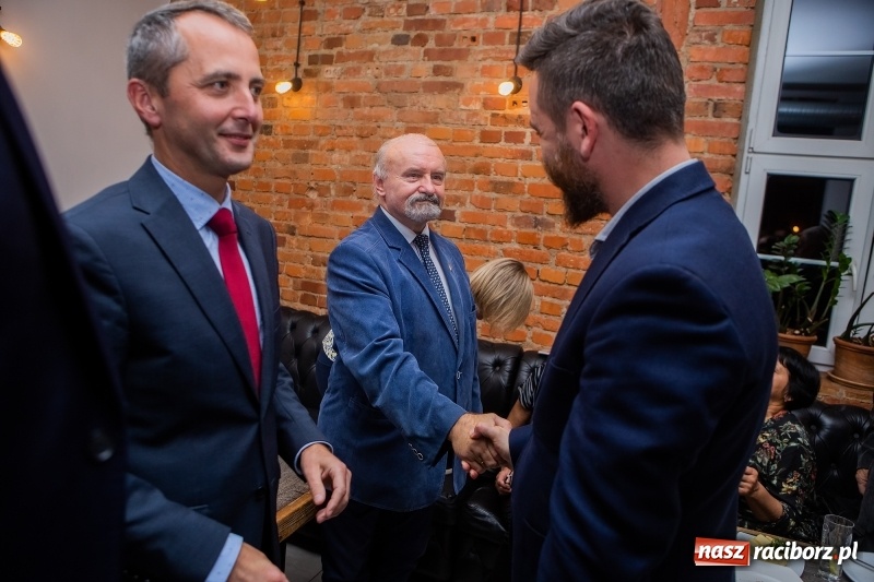 Zdjęcie w galerii na portalu naszraciborz.pl: Dariusz Polowy nowym prezydentem Raciborza. Mirosław Lenk radnym wiadomości z regionu