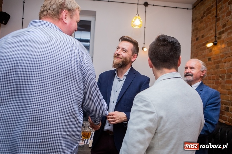 Zdjęcie w galerii na portalu naszraciborz.pl: Dariusz Polowy nowym prezydentem Raciborza. Mirosław Lenk radnym wiadomości z regionu