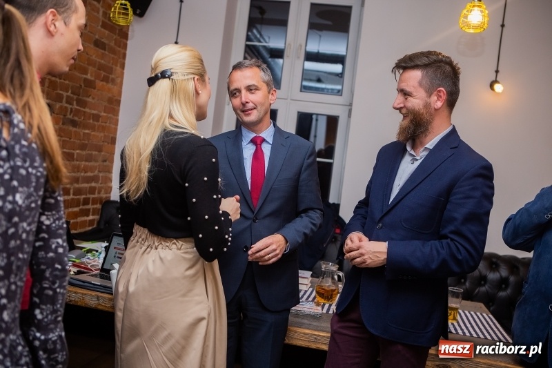 Zdjęcie w galerii na portalu naszraciborz.pl: Dariusz Polowy nowym prezydentem Raciborza. Mirosław Lenk radnym wiadomości z regionu