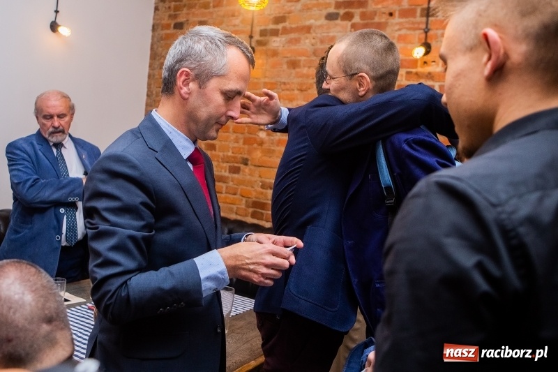 Zdjęcie w galerii na portalu naszraciborz.pl: Dariusz Polowy nowym prezydentem Raciborza. Mirosław Lenk radnym wiadomości z regionu