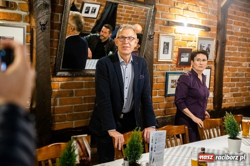 Zdjęcie w galerii na portalu naszraciborz.pl: Mirosław Lenk i jego ugrupowanie przechodzi do opozycji  wiadomości z regionu