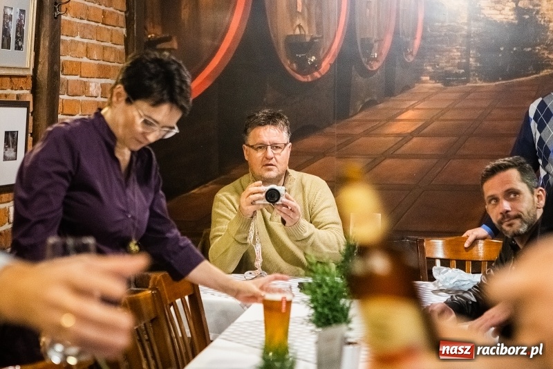 Zdjęcie w galerii na portalu naszraciborz.pl: Mirosław Lenk i jego ugrupowanie przechodzi do opozycji  wiadomości z regionu