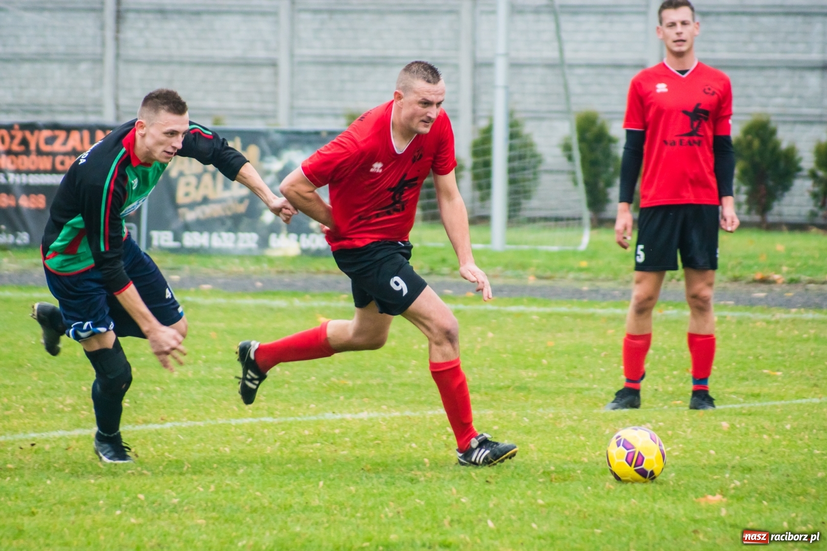Zdjęcie w galerii na portalu naszraciborz.pl: A klasa. Totalna demolka w Tworkowie wiadomości z regionu