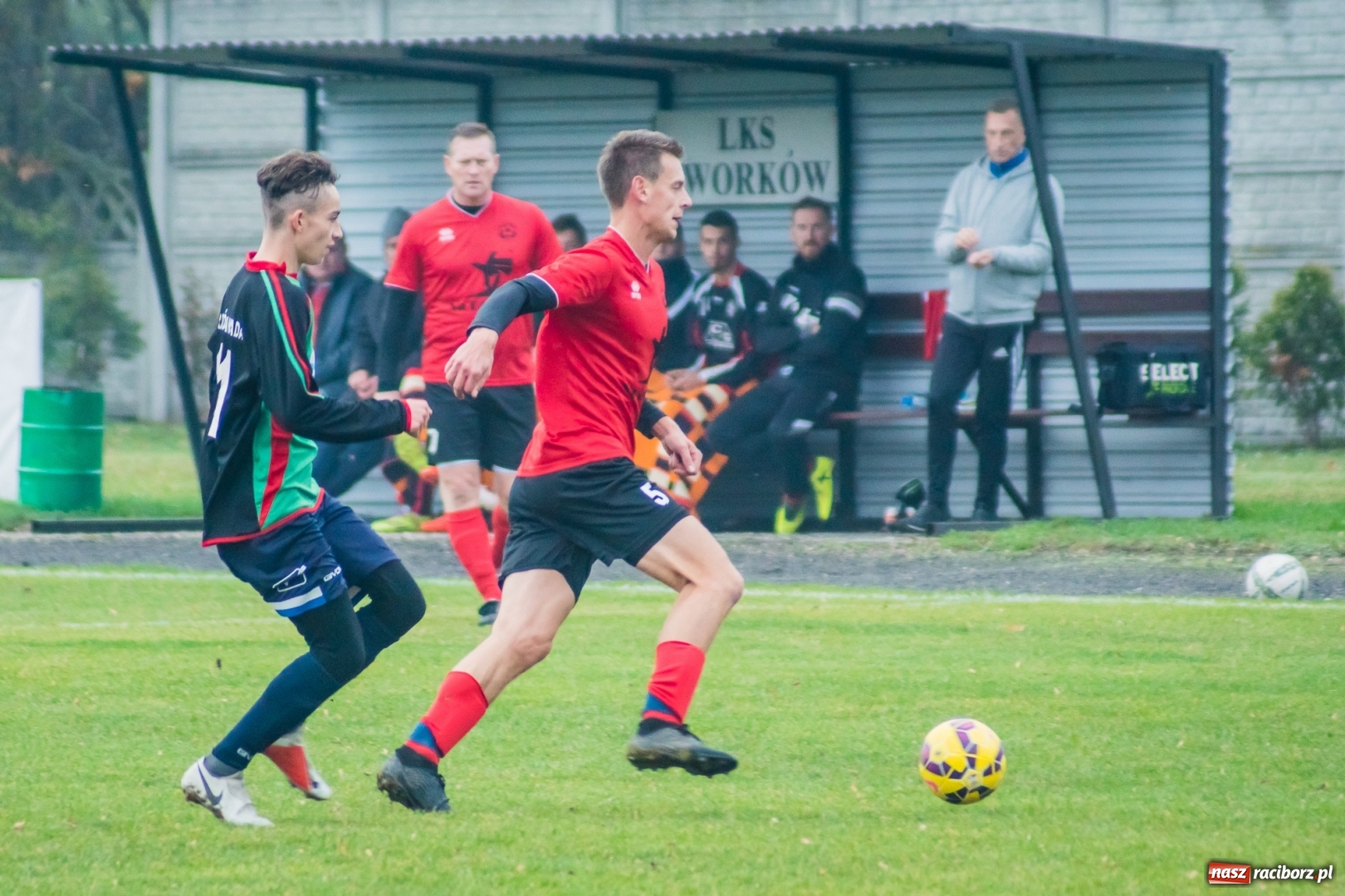 Zdjęcie w galerii na portalu naszraciborz.pl: A klasa. Totalna demolka w Tworkowie wiadomości z regionu