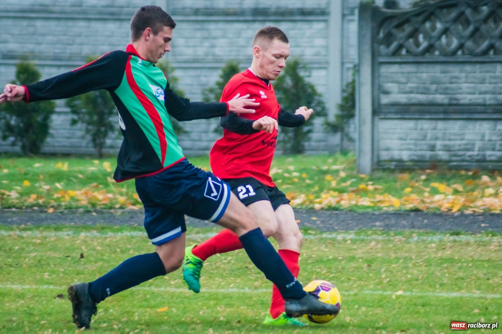 Zdjęcie w galerii na portalu naszraciborz.pl: A klasa. Totalna demolka w Tworkowie wiadomości z regionu