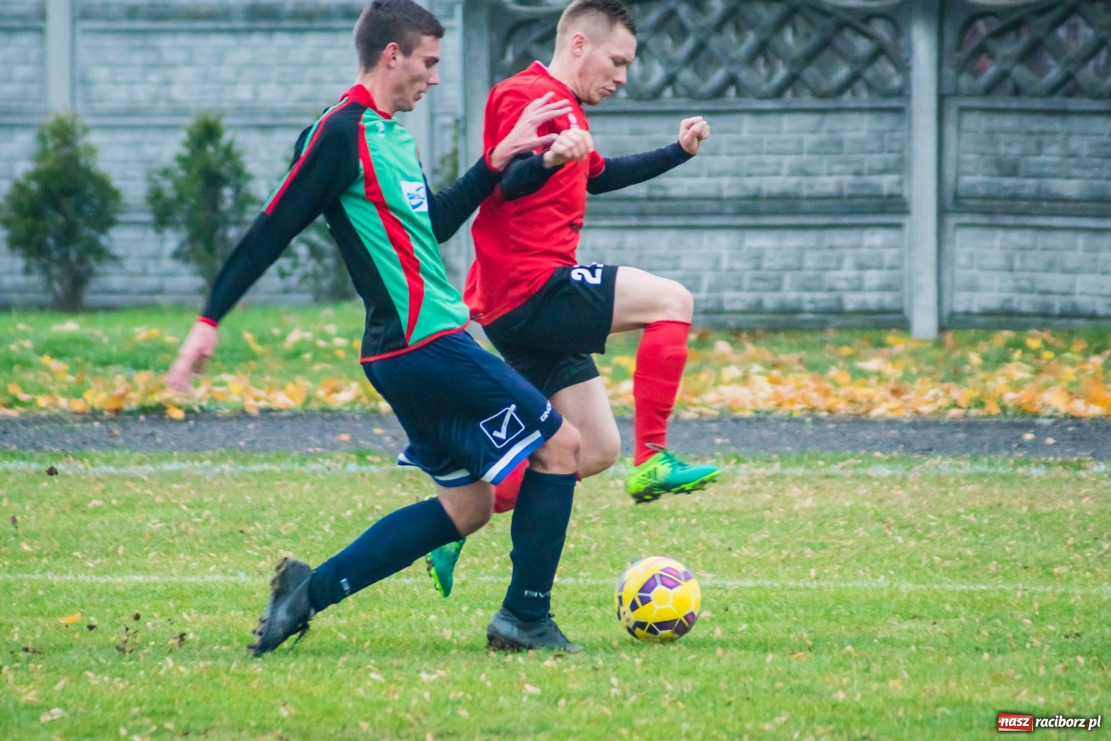 Zdjęcie w galerii na portalu naszraciborz.pl: A klasa. Totalna demolka w Tworkowie wiadomości z regionu