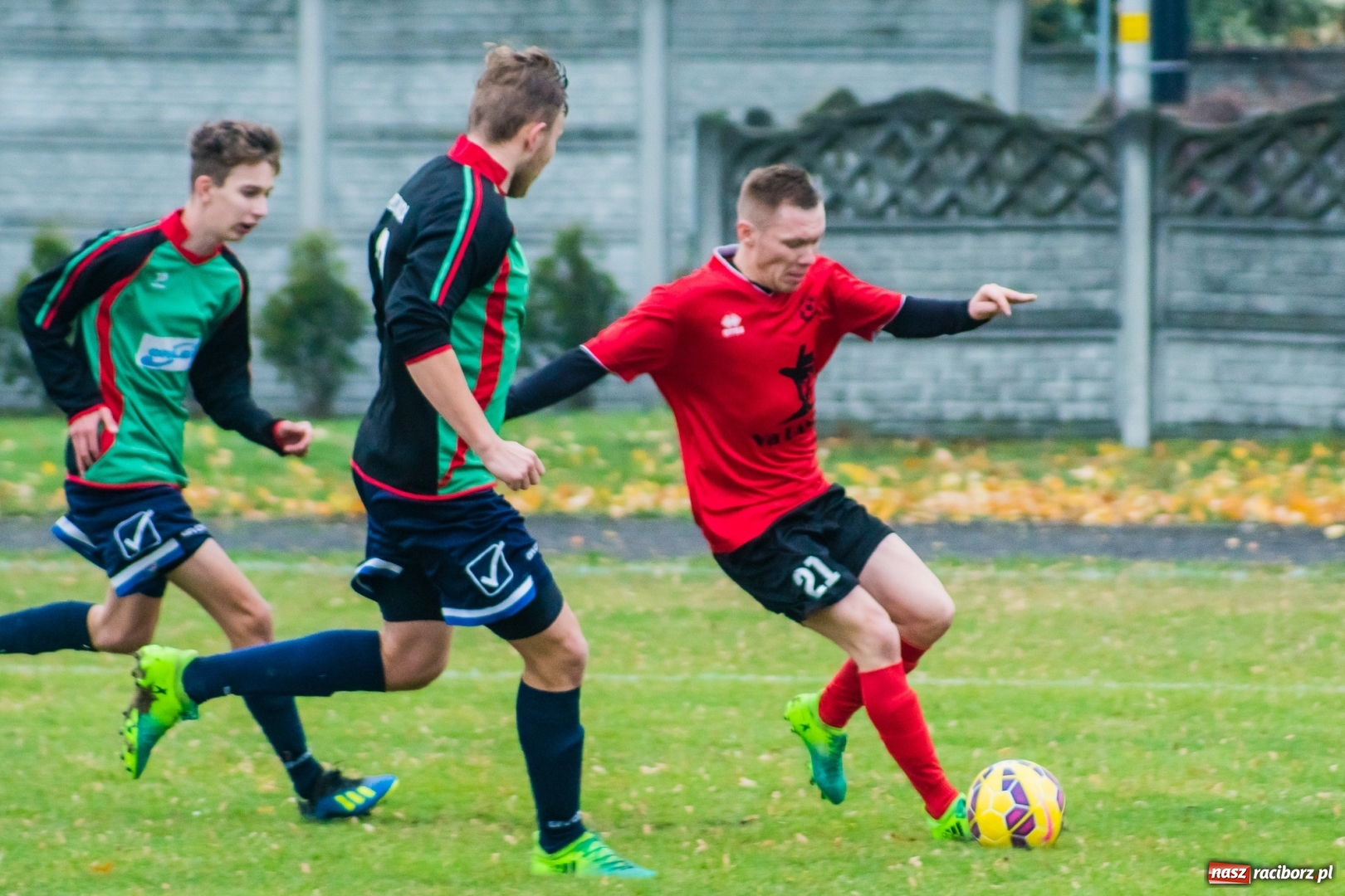 Zdjęcie w galerii na portalu naszraciborz.pl: A klasa. Totalna demolka w Tworkowie wiadomości z regionu