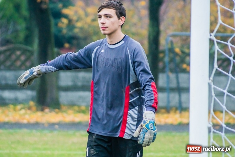 Zdjęcie w galerii na portalu naszraciborz.pl: A klasa. Totalna demolka w Tworkowie wiadomości z regionu
