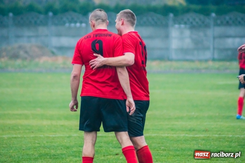 Zdjęcie w galerii na portalu naszraciborz.pl: A klasa. Totalna demolka w Tworkowie wiadomości z regionu