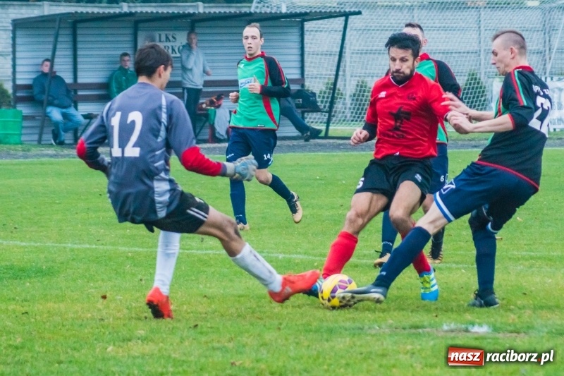 Zdjęcie w galerii na portalu naszraciborz.pl: A klasa. Totalna demolka w Tworkowie wiadomości z regionu