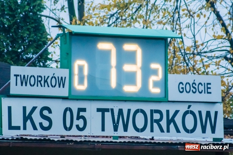 Zdjęcie w galerii na portalu naszraciborz.pl: A klasa. Totalna demolka w Tworkowie wiadomości z regionu