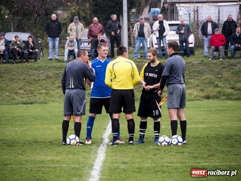 Zdjęcie w galerii na portalu naszraciborz.pl: Samobój Chałupek dał zwycięstwo Brzeziu wiadomości z regionu