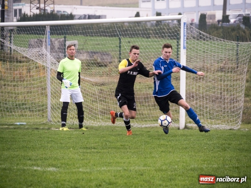 Zdjęcie w galerii na portalu naszraciborz.pl: Samobój Chałupek dał zwycięstwo Brzeziu wiadomości z regionu