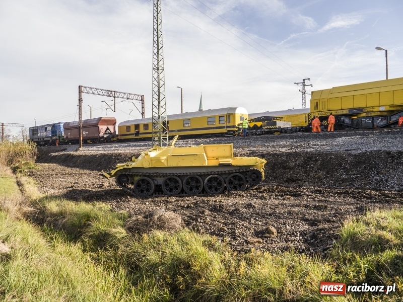 Zdjęcie w galerii na portalu naszraciborz.pl: Wykolejenie w Markowicach. Obraz z lotu ptaka  wiadomości z regionu