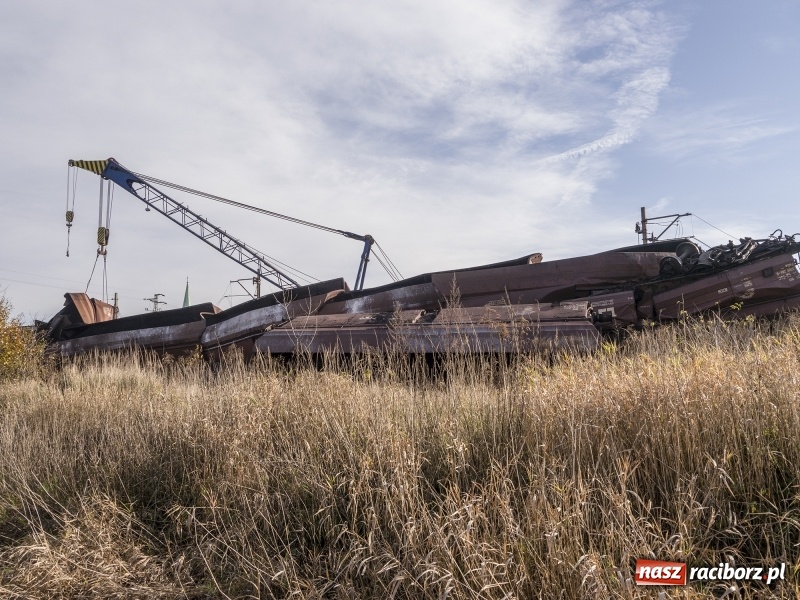 Zdjęcie w galerii na portalu naszraciborz.pl: Wykolejenie w Markowicach. Obraz z lotu ptaka  wiadomości z regionu
