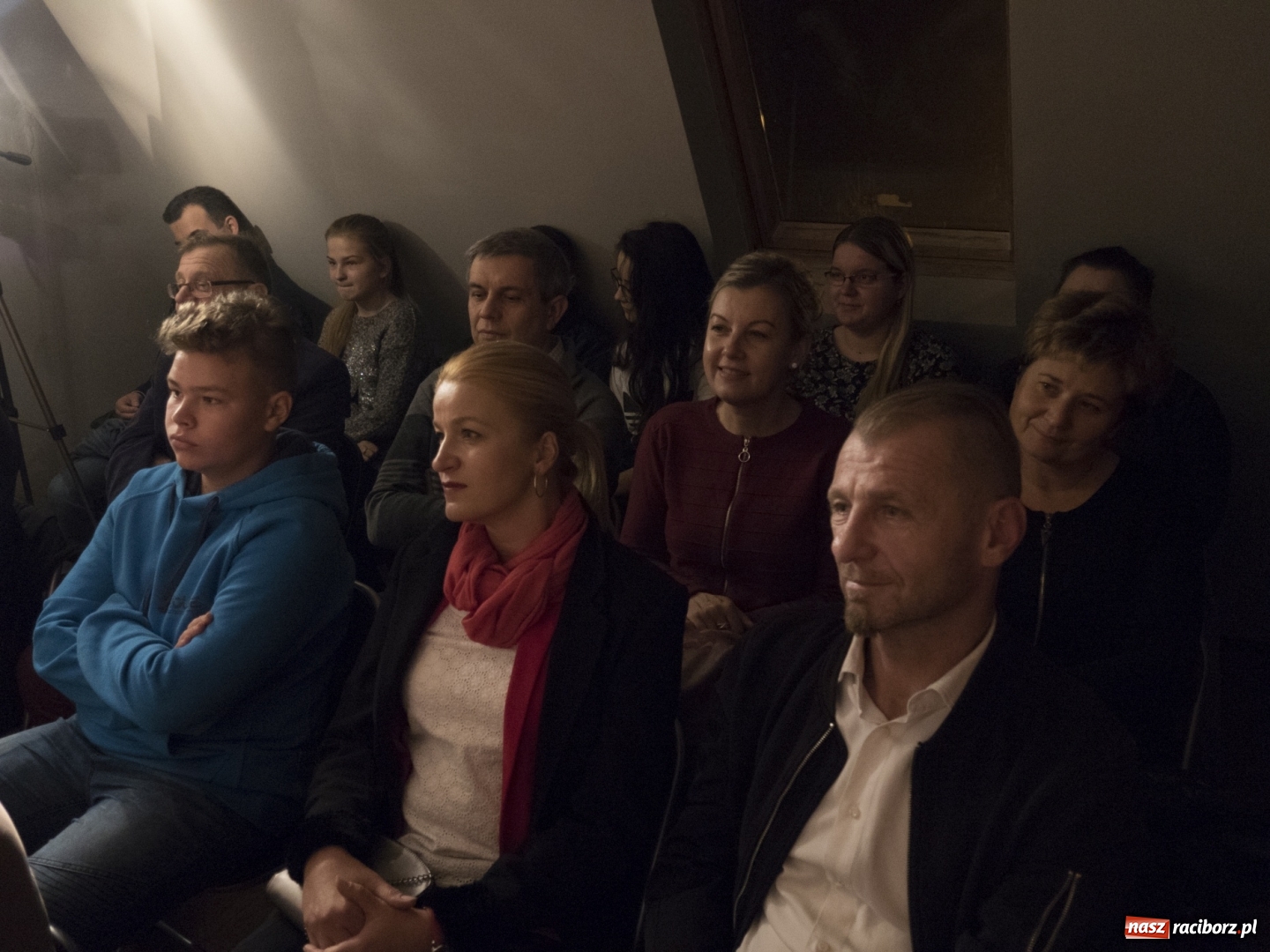 Zdjęcie w galerii na portalu naszraciborz.pl: Premiera komedii Planeta Kobiet grupy Irrealis wiadomości z regionu