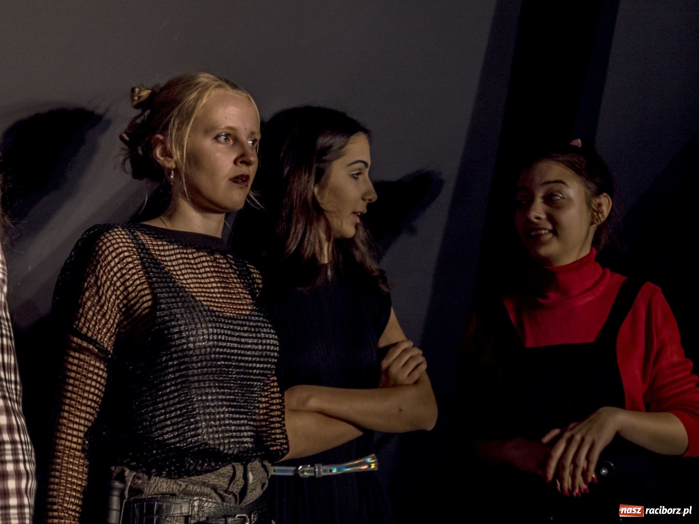 Zdjęcie w galerii na portalu naszraciborz.pl: Premiera komedii Planeta Kobiet grupy Irrealis wiadomości z regionu