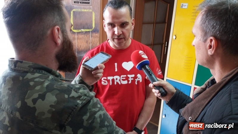 Zdjęcie w galerii na portalu naszraciborz.pl: Pomocna Dłoń z szansą na Mobilną Szkołę. Będą uczyć na podwórkach wiadomości z regionu