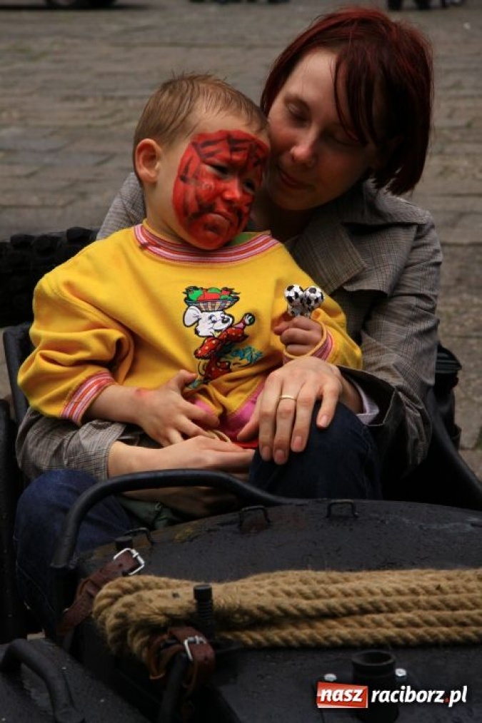 Zdjęcie w galerii na portalu naszraciborz.pl: Festyn parafialny z Harleyami wiadomości z regionu