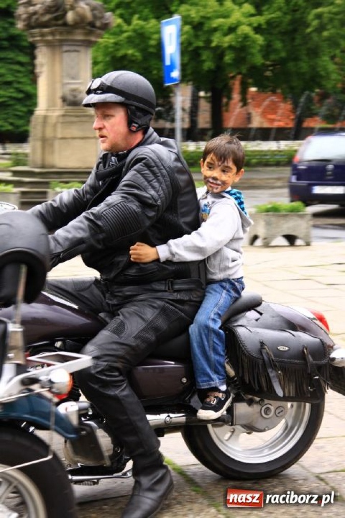 Zdjęcie w galerii na portalu naszraciborz.pl: Festyn parafialny z Harleyami wiadomości z regionu