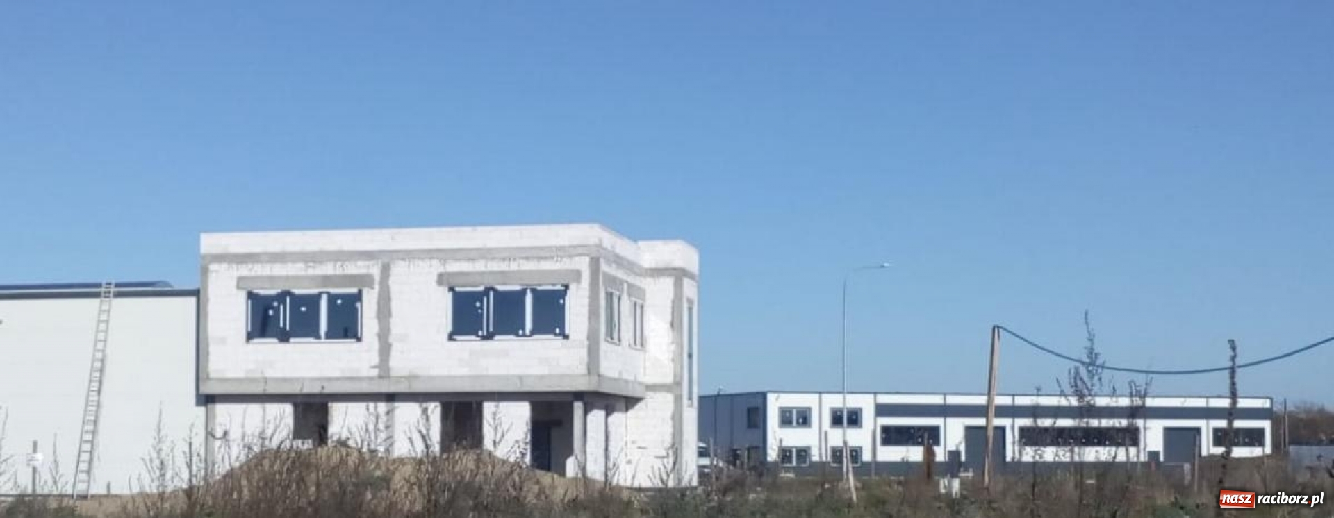 Zdjęcie w galerii na portalu naszraciborz.pl: Prace budowlane w strefie gospodarczej przy ul. Bartka Lasoty nabierają tempa! wiadomości z regionu