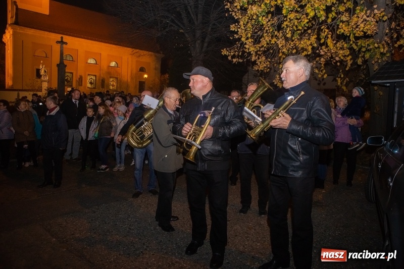 Zdjęcie w galerii na portalu naszraciborz.pl: Święty Marcin zawitał do Tworkowa wiadomości z regionu