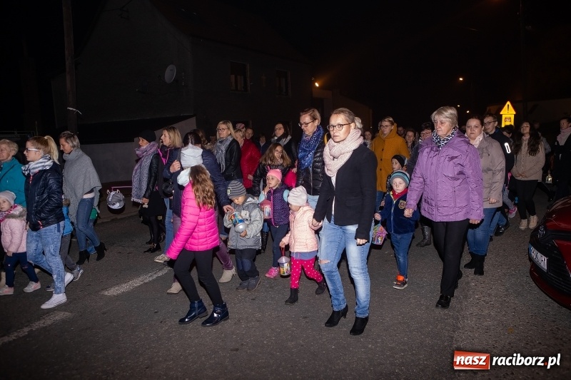 Zdjęcie w galerii na portalu naszraciborz.pl: Święty Marcin zawitał do Tworkowa wiadomości z regionu