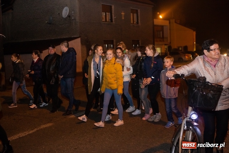 Zdjęcie w galerii na portalu naszraciborz.pl: Święty Marcin zawitał do Tworkowa wiadomości z regionu