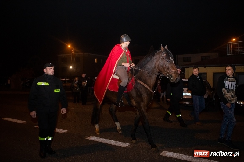 Zdjęcie w galerii na portalu naszraciborz.pl: Święty Marcin zawitał do Tworkowa wiadomości z regionu