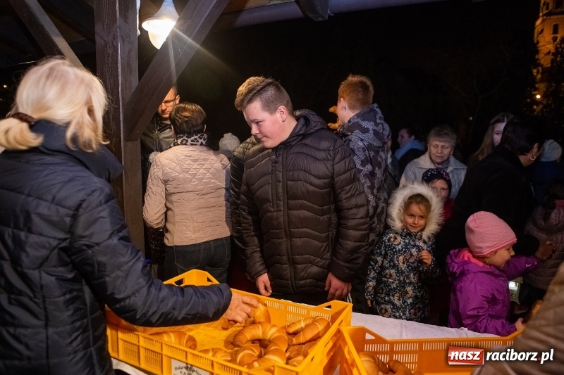 Zdjęcie w galerii na portalu naszraciborz.pl: Święty Marcin zawitał do Tworkowa wiadomości z regionu